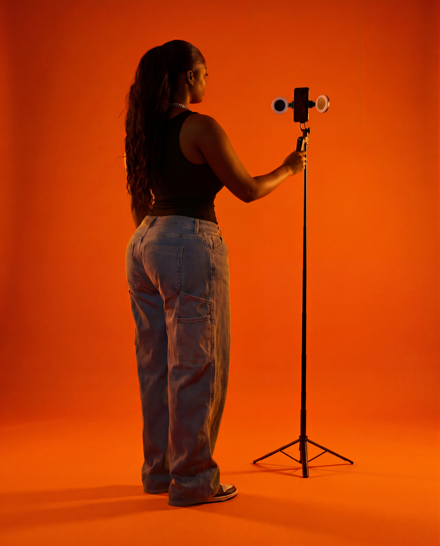 AI Face Tracking Tripod,  LED Lighting